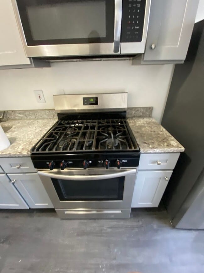 Building Photo - 6339 Carnation St Unit 2