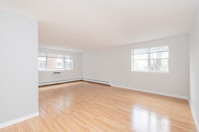 Photo - 166 Summer St Unit B26