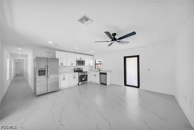 Photo - 4984 Fairway Ct