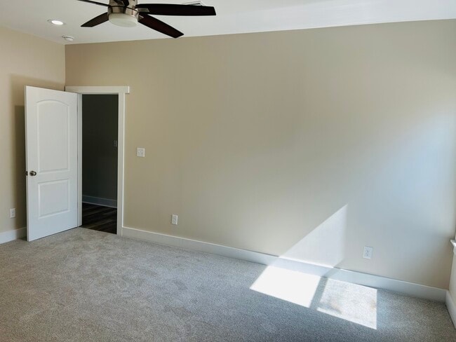 Photo - 1212 68th Ct