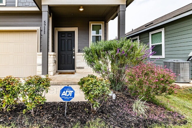 Photo - 5711 Topaz Wy