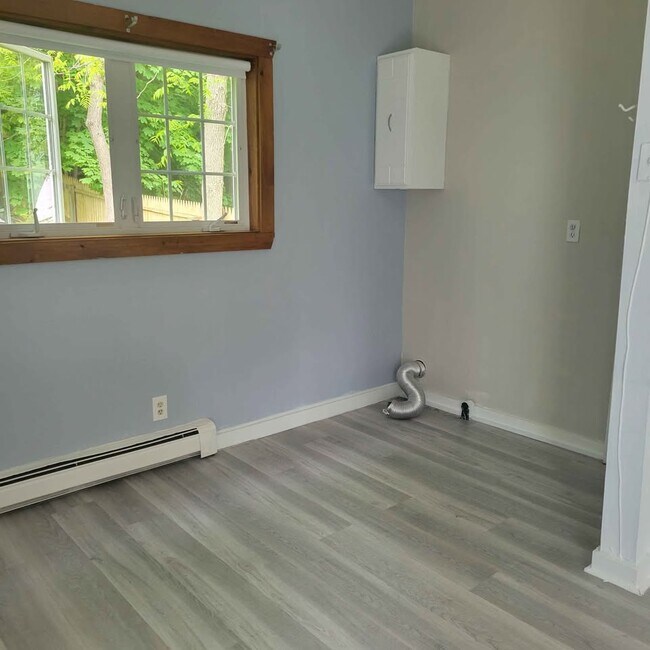 32 James St Unit 32 JAMES  1ST