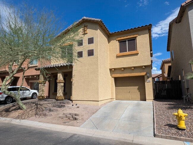 Building Photo - 315 S Travis Rental