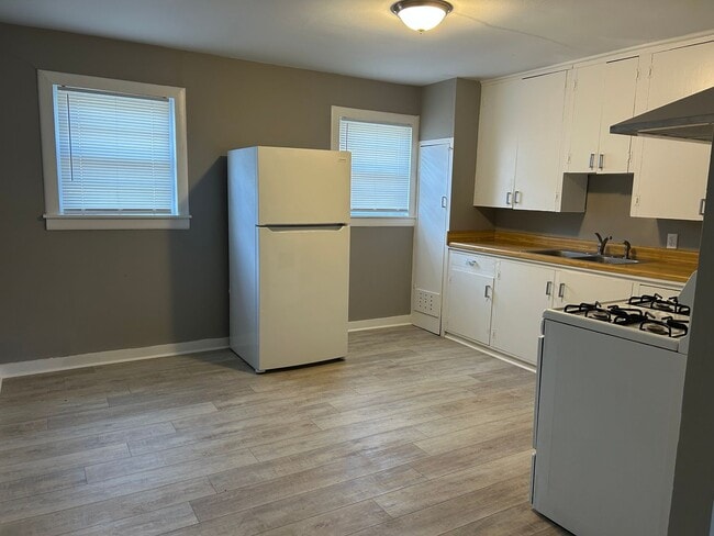 Photo - 5401 Allen St