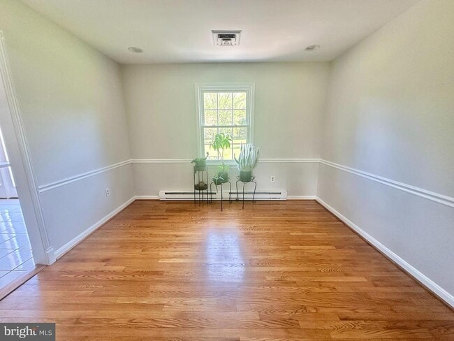 Photo - 703 Kentland Dr