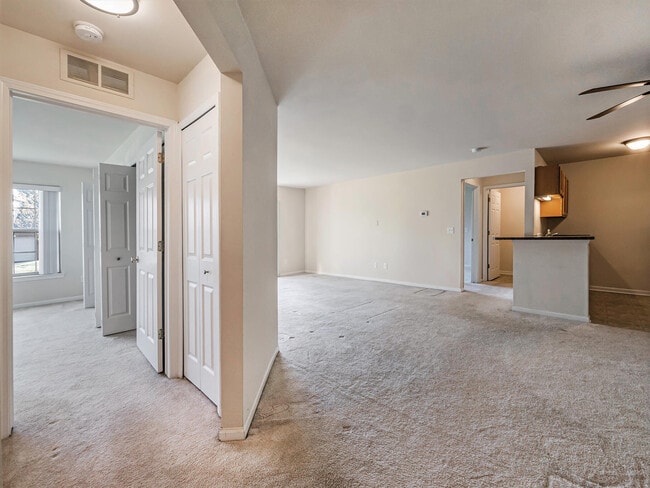 1112 Addington Ln