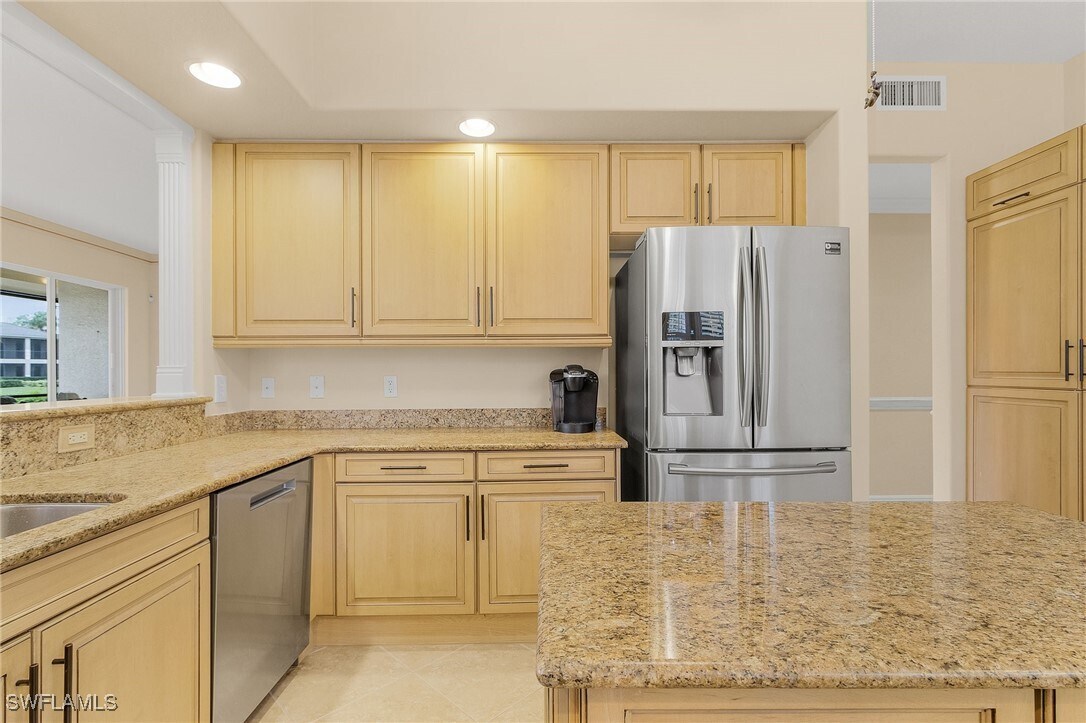 Photo - 801 Regency Reserve Cir Unidad 4301
