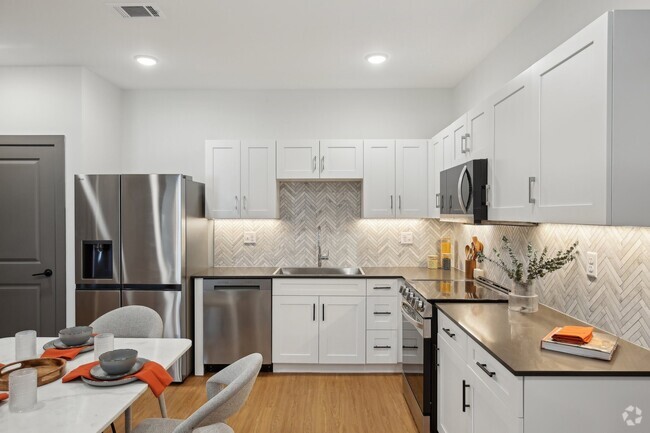 Building Photo - ARIA Rental