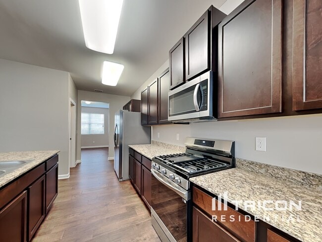 Photo - 239 Shaker Hollow Dr