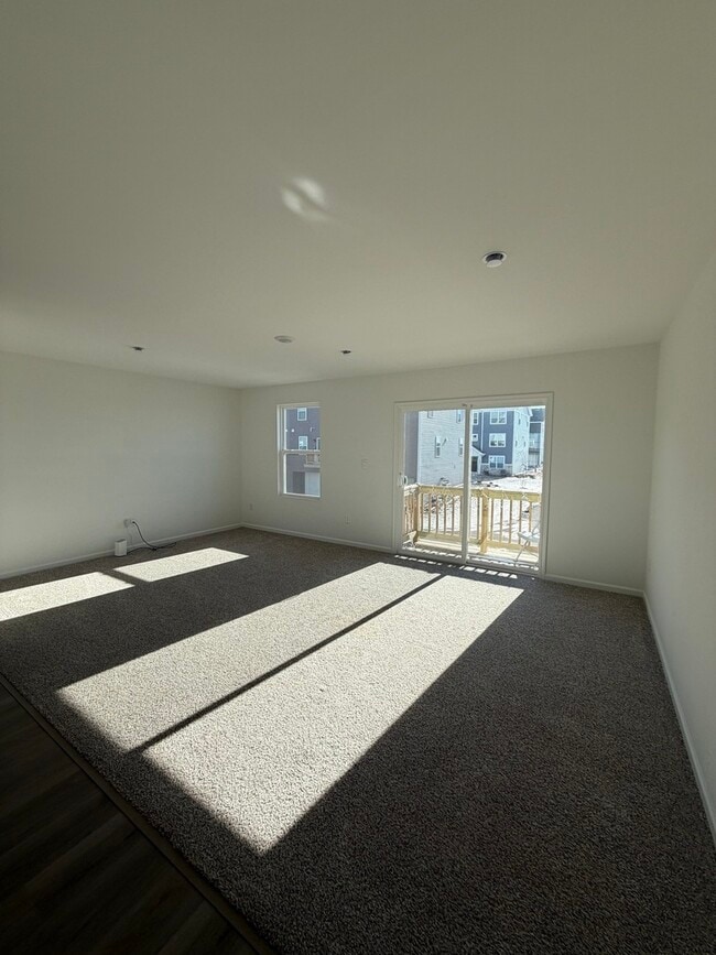 Photo - 1558 Sequoia Wy