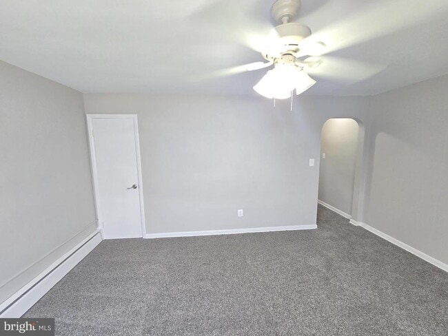 Photo - 5122 Plainfield Ave