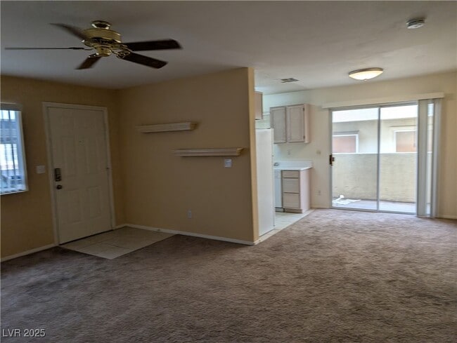 Building Photo - 713 Anne Ln Unit 85d