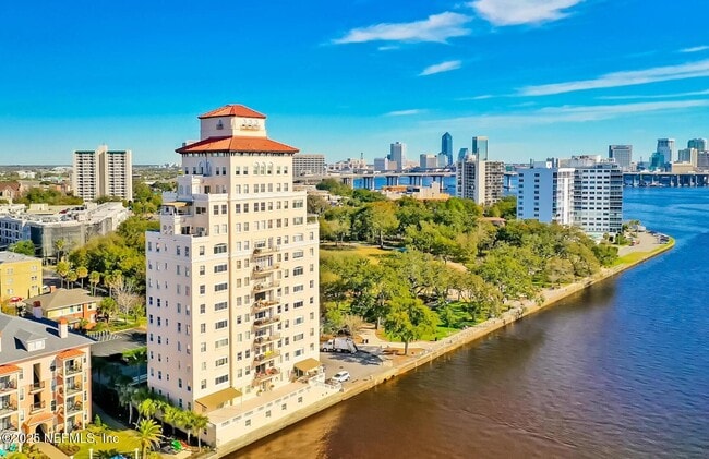 Building Photo - 1846 Margaret St Unit 2B