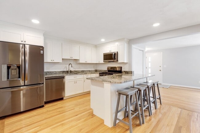 Building Photo - 91 Williams St Unit 91 Rental