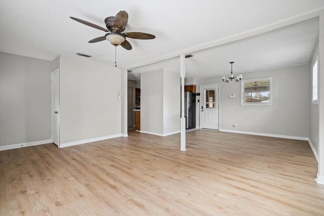 Photo - JUST LISTED!