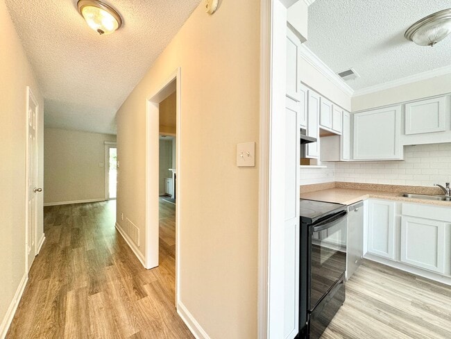 Photo - 2 Bedroom Townhome in NW Greensboro near parks and Greenway
