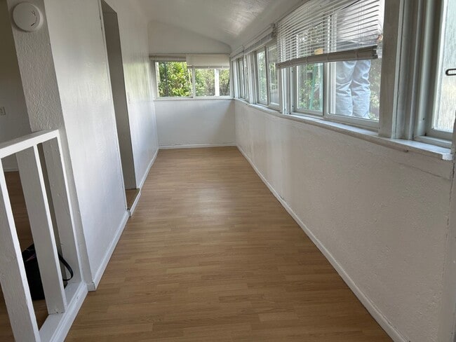 Photo - 2 Bed 1 Bath Large House with Fenced Yard and Washer Dryer Hookups