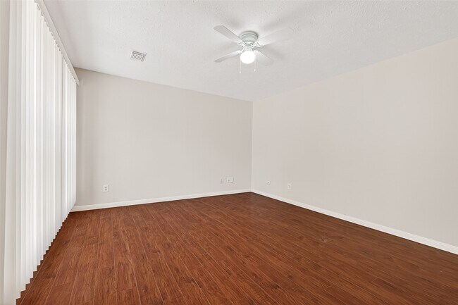 Photo - 3506 Doherty Pl