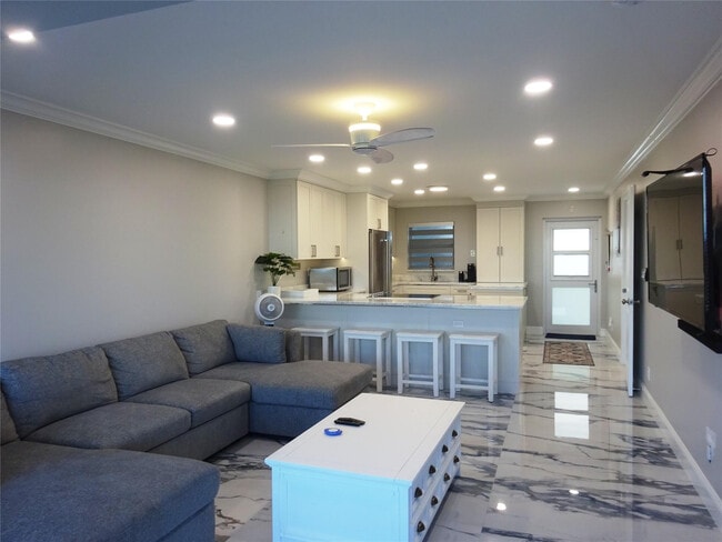 Building Photo - 8 Briny Ave Unit 105