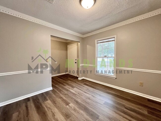 Photo - 237 Devonport Dr