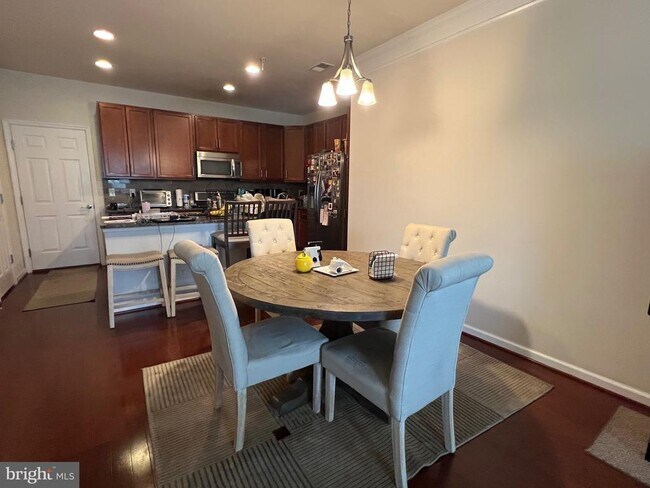 Photo - 3048 Rittenhouse Cir