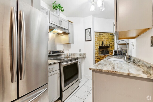 Building Photo - FULLY FURNISHED & UTILITIES INCLUDED! Rental