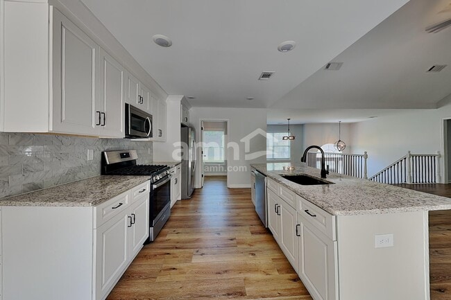 Photo - 5075 Roxton Ln