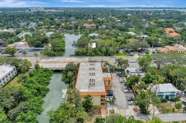 Photo - 1650 Pine Tree Ln Unit 104