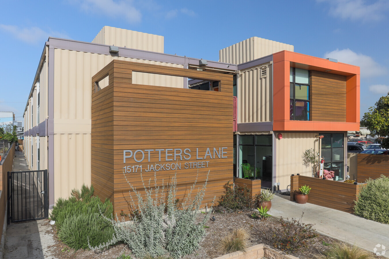 Building View - Potter's Lane Apartments