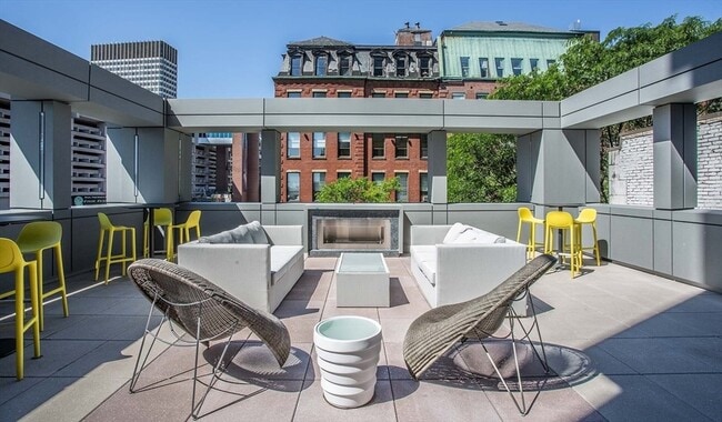 Photo - 1 Canal St Unidad 709