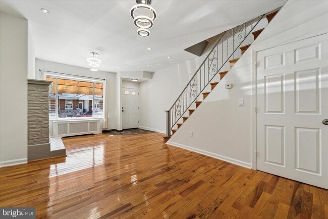 Photo - 3052 Aramingo Ave