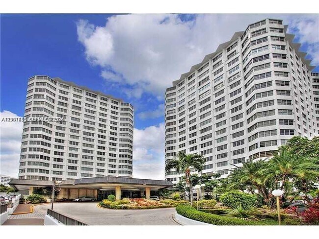 Photo - 999 Brickell Bay Dr Unidad 1408