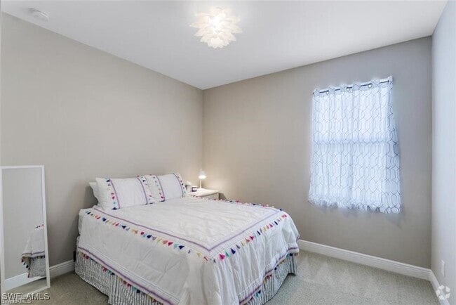 Building Photo - 4714 Formosa Dr Rental