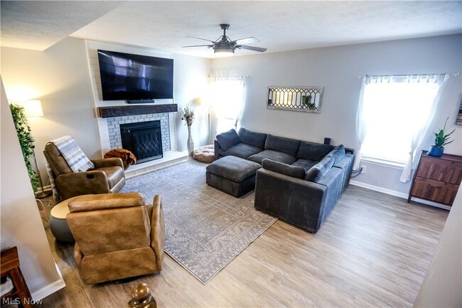 Photo - 9387 Nash Ln