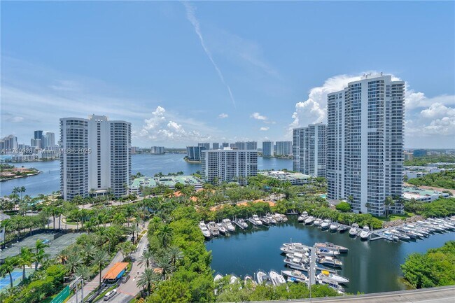 Building Photo - 19400 Turnberry Way Unit # 1831 Rental