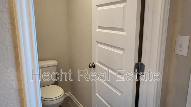 Photo - 2440 Ayers Dr
