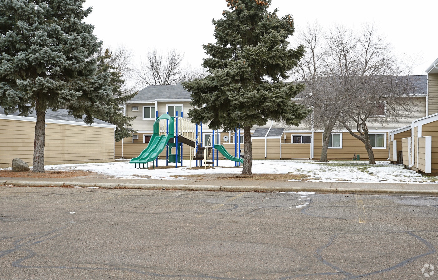 Clifton Townhomes - Clifton Townhomes