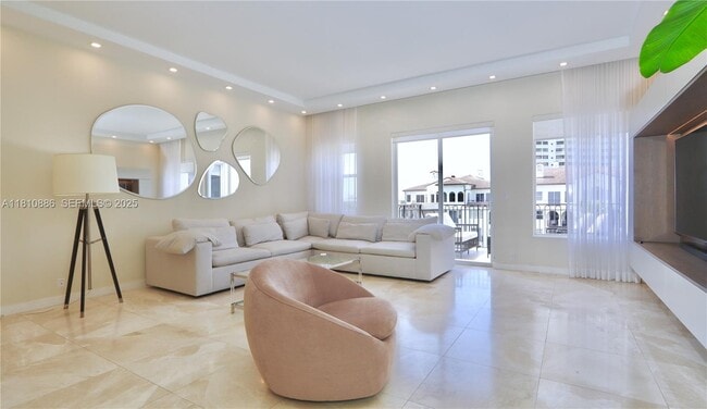 Photo - 3900 Island Blvd Unit PH 2