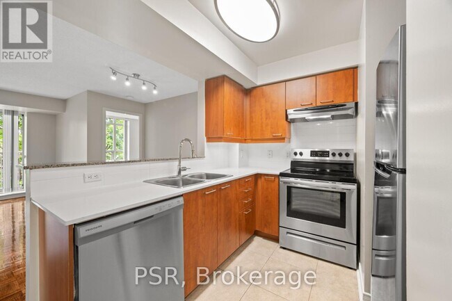 Photo - 515 Rosewell Ave Unit 312