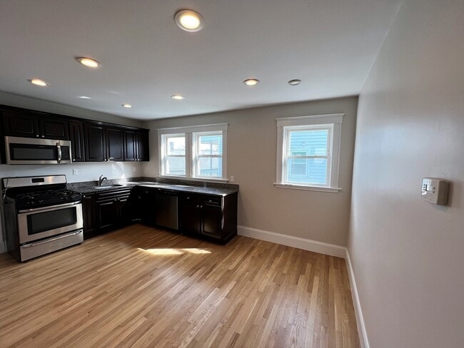 Photo - 344-346-346 Hyde Park Ave