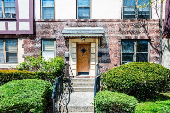 Entrance - 76-03 Ditmars Blvd