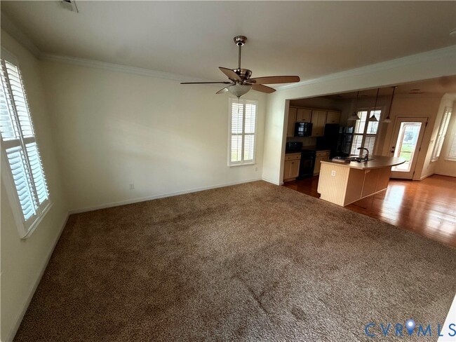 Photo - 8217 Center Path Ln