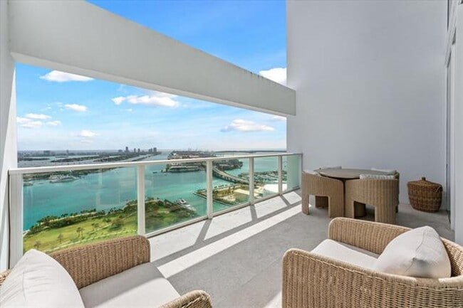 Photo - 1040 Biscayne Blvd Unit 1040 Biscayne Blvd # 4002