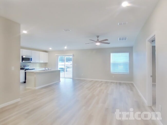 Photo - 7729 Hollenbeck Wy