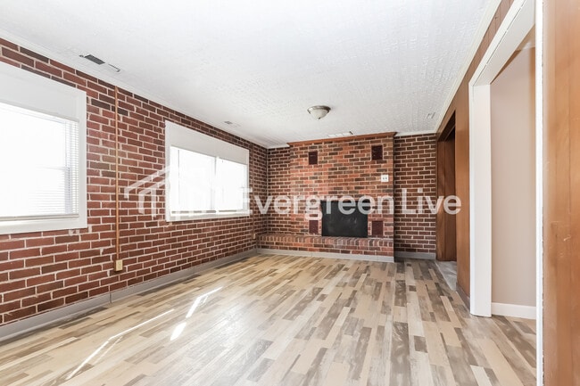 Photo - 1711 Oberlin Dr