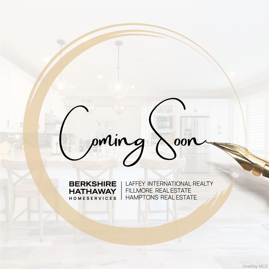 Photo - 130 S Middle Neck Rd Unit 2