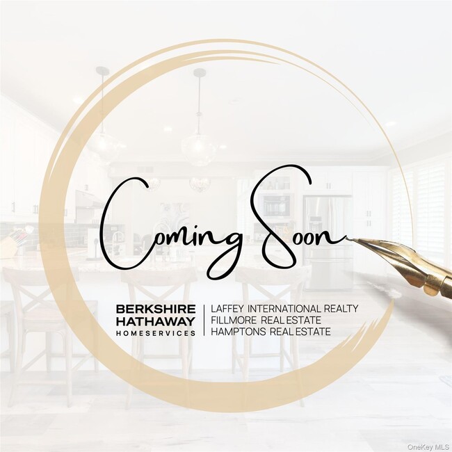 Building Photo - 130 S Middle Neck Rd Unit 2