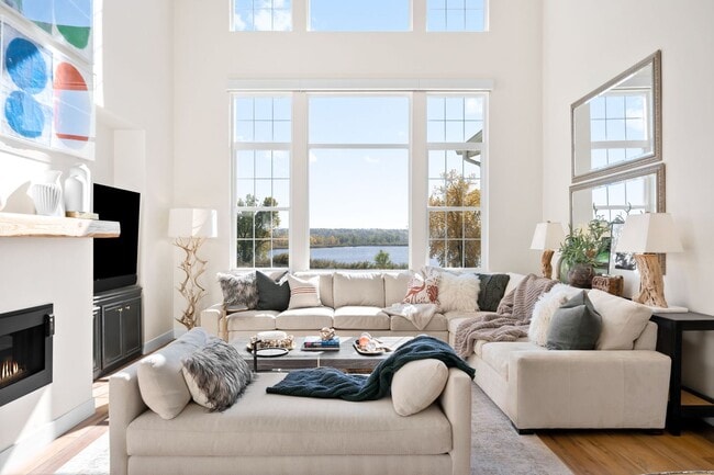 Photo - LEASED THRU 02/28/2027: LUX 6BD, 6.5BA Lakefront Home Columbine Valley