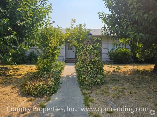 Building Photo - 3-Bedroom House on Corner Lot Available Now!