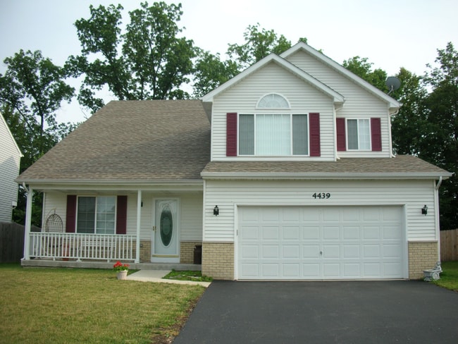 Building Photo - 4439 W Lawn Ave Rental